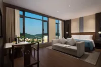 Xiaoxiang Yunmeng International Hotel (Fenghuang Ancient Town)