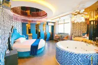 Movie Theme Hotel - 2-Star