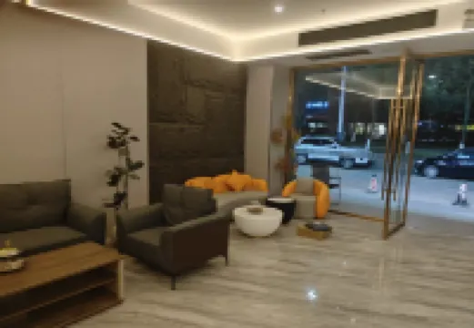 Xinxing Yiju Hotel (Yunzhou Garden)