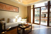Zhangzhou Longxi Wenquan Lodge (Ancient City)