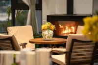 Yixing Oasis Waterfront Garden Homestay