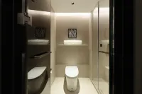 青島五四廣場延安三路地鐵站亞朵酒店 鄰近湛山廟的酒店