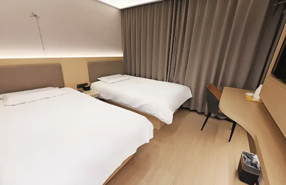 七天酒店（吐魯番旅遊文化廣場店）