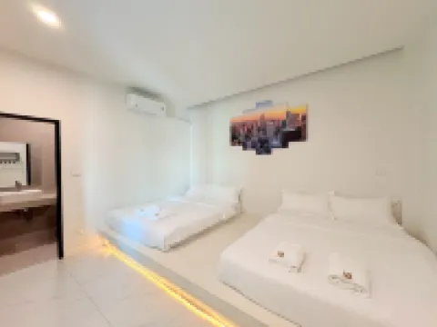 Hidden Space Private Pool Villa Bangsaen