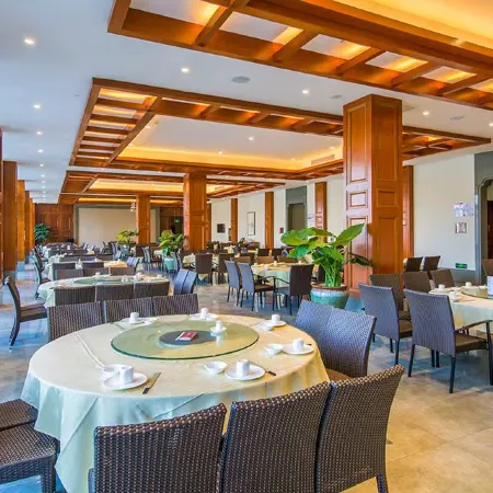 BJG Swan Lake Hot Spring Hotel