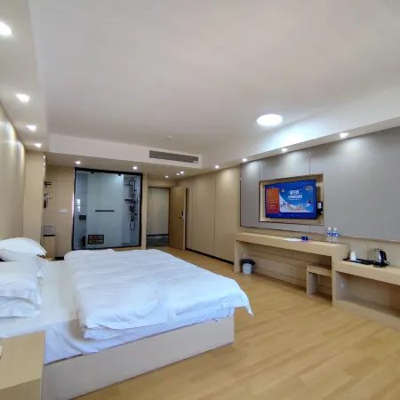 Baihui Convenient Hotel (Guiping Branch)