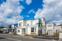 THE ARKLUNE Hotels in 