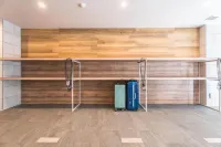 ESLEAD HOTEL  Namba East