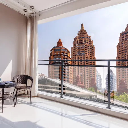 Sanshanyishe·Rainforest Sky Mirror View Hotel