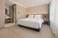 Ezzl  HoTEL