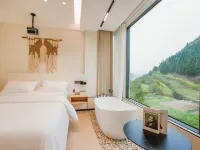 Yunqi Cottage · Huangguoshu