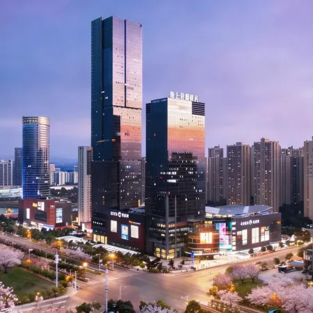 Moshang Qingya Hotel (Kunming High-speed Railway South Station Colorful Yunnan First City Branch) Отели рядом с достопримечательностью «Озеро Дяньчи»