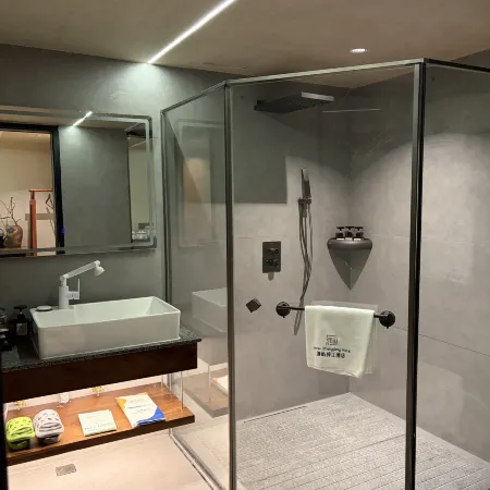 Libo · Lanyu Zhangjiang DUSKHAVEN | Designer Smart Audio-Visual Homestay (Libo Ancient Town)