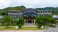 SHINIUSHAN FOREST HOT SPRING HOTEL