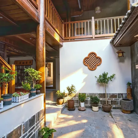 Muxi·Private Old Mansion Homestay (Zhonggulou Store in the Ancient City of Hui Li)