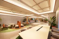 Orange Xilinhot Ecological Botanical Garden Hotel - موقف سيارات