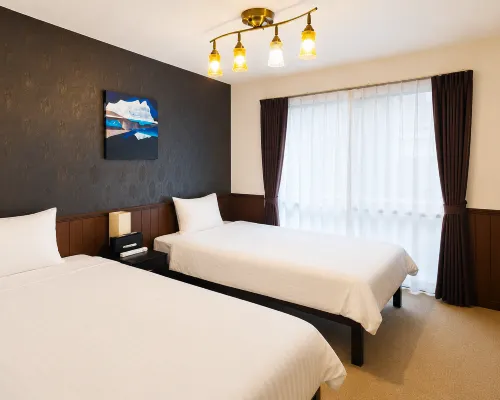 Floral Green Maple House Hotel dekat Stasiun Sai
