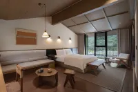 Dalezhiyen (Ningshan) - balcony