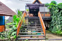 RedDoorz Syariah @ Yocia Village Ciawi - Pensions