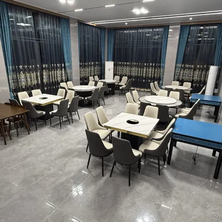 Ruyuan Hotel