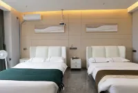 萬隆海景公寓（陽西月亮灣店） - 海滩