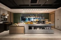 Wanda Moments Nanjing South Railway Station - 4-Star