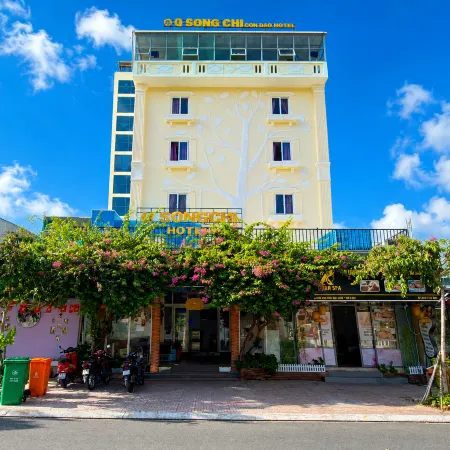 Q SONG CHI CON DAO HOTEL Отели рядом с Аэропорт Кондао