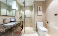 Ao Hua International Hotel - parking
