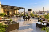 Hotel The 9 Palms Delhi,IGI Airport New Delhi - Parkplatz