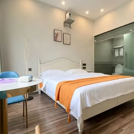 Jinghui Themed Movie Homestay (Hubei Engineering College)