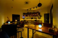 Dali Molv Shanshe Smart Homestay - bar