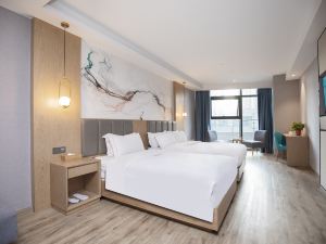 Qingmu Select Hotel (Jurong Baohua Xianlin Avenue Yuanboyuan Branch)