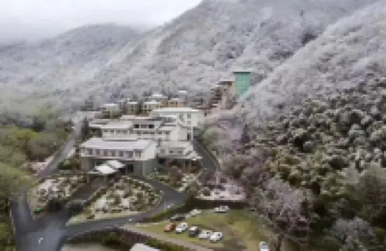 Tiantangzhai Holiday Hotel Hotels near Tian Tang Zhai