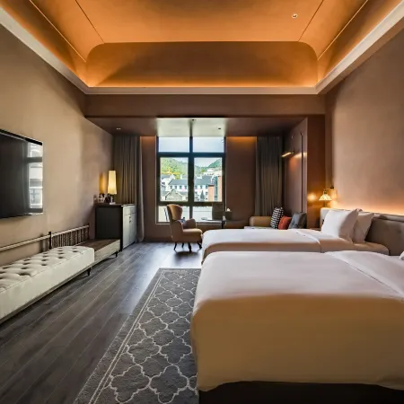 Wuyi Huakaishengdu Hot Spring Resort Hotel