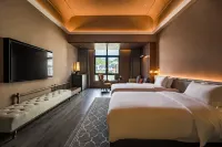 Wuyi Huakaishengdu Hot Spring Resort Hotel Hôtels à proximité de : Kongtong Mountain Scenic Spot