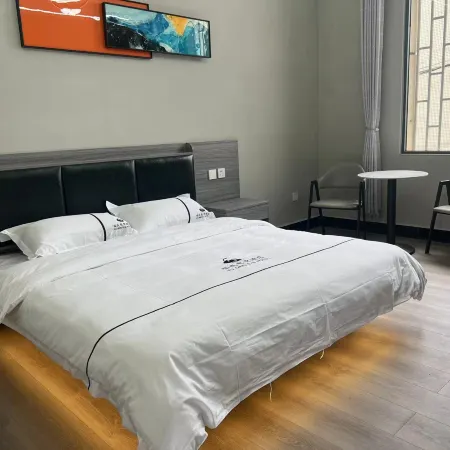 Baoshan Yuqing E-sports Homestay