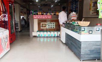 SIDDHESH LODGING - Housity
