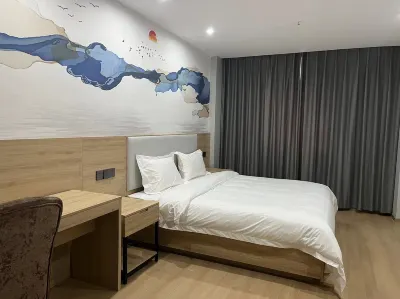 Meicheng Huanzhu Hotel (Shucheng Meihelu Kela International Plaza) Hotels near La Antigua Madraza