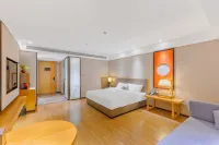 Echeng Hotel (Wuchuan Haigang Avenue Jinsha Plaza) Hotels in Wuchuan