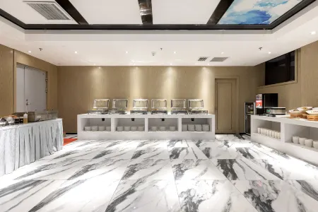 Rezen Hotel Urumqi Railway Station Отели рядом с достопримечательностью «S21 Desert Highway»