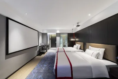 Kaihei E-Sports Hotel (Huaguoyuan Shopping Center Songhua Road Subway Station)
