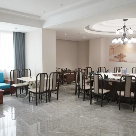 Xiangjiang International Hotel