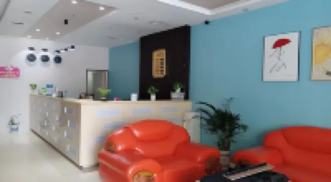 V9城市客棧（天門陸羽廣場店）