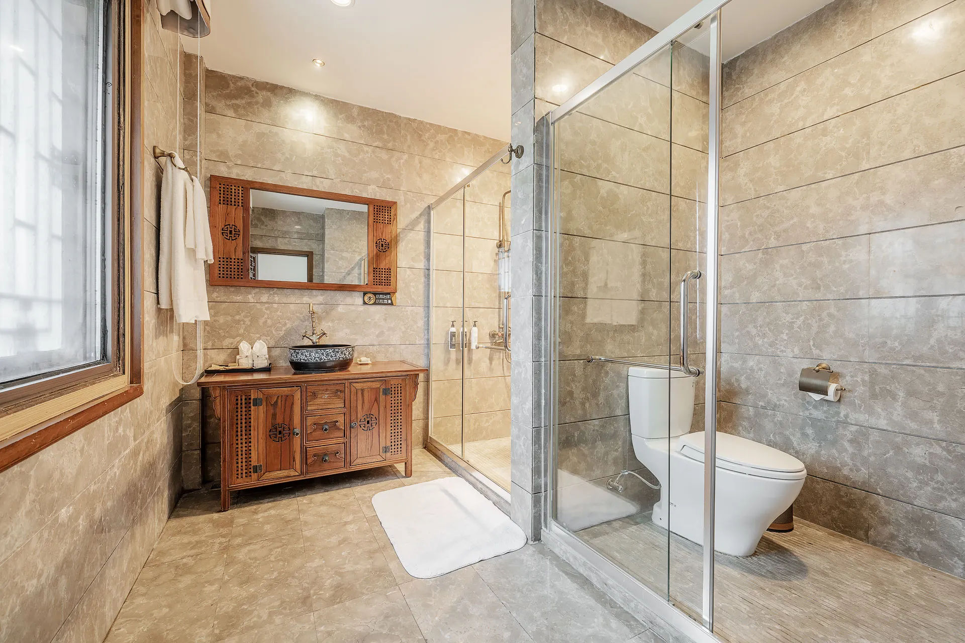 Chongqing Nanping Wanda Moments (Nanping Pedestrian Street) Zimmer Photos