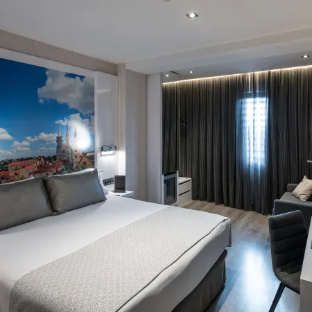 Catalonia Gran Via BCN Hotels in Barcelonès