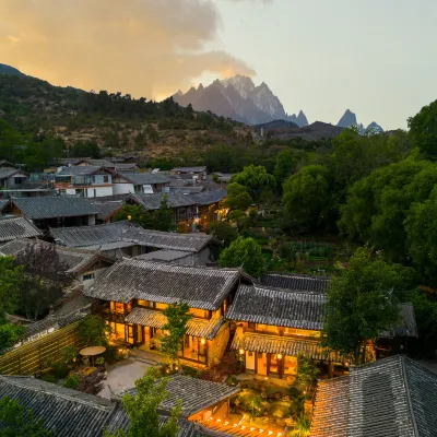 Lijiang ZenTea Garden Ancient Residence Beautiful Homestay Hotels near The Ancient Town of Shuhe-Sifang Street