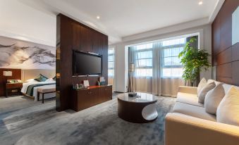 Tengchong Yunshan Peninsula Hotel