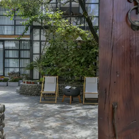 Manting Sixiang Courtyard-Style Hotel