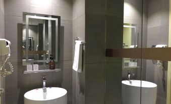 Dushi Zhixing Boutique Hotel