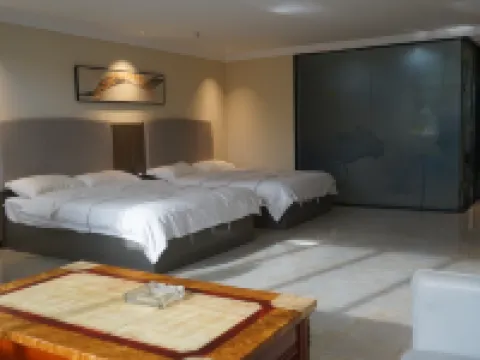 Yunman Hotel Hotels in Heping